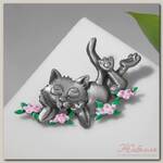 Брошь 'Кот' мечтательный, цветная в чернёном олове